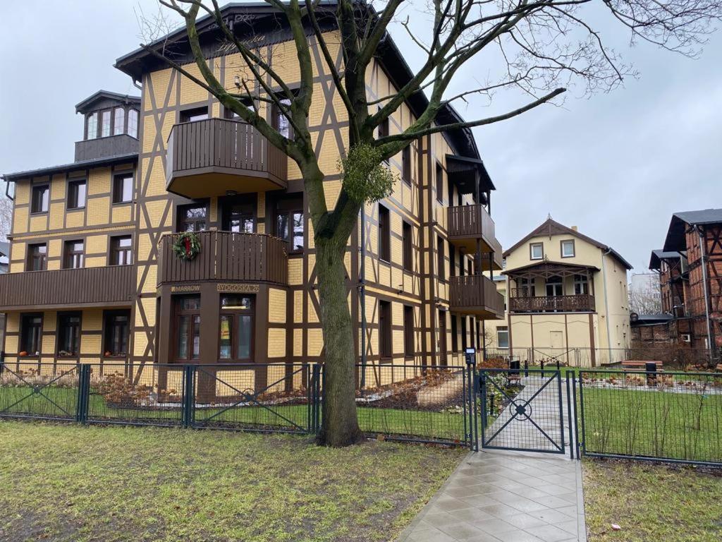 Apartamenty Zofijowka Thorn Exterior foto