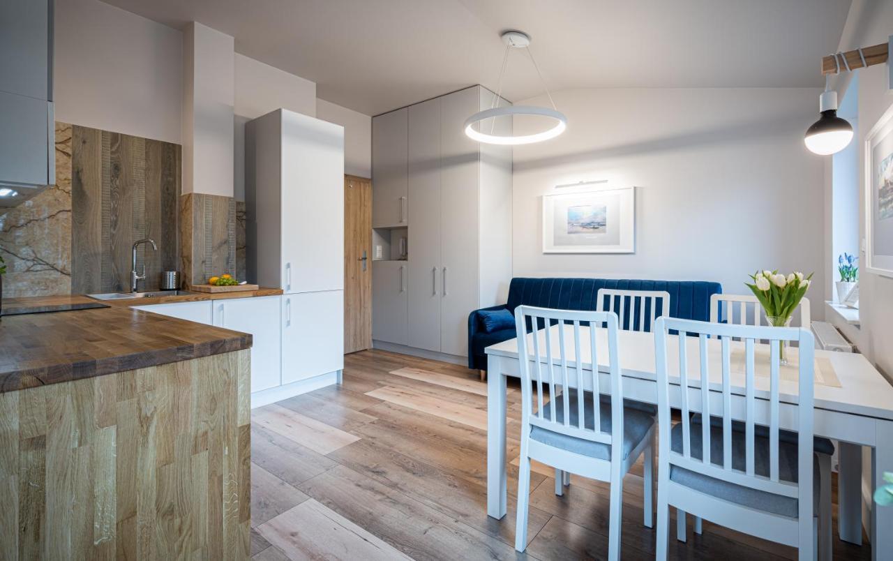 Apartamenty Zofijowka Thorn Exterior foto