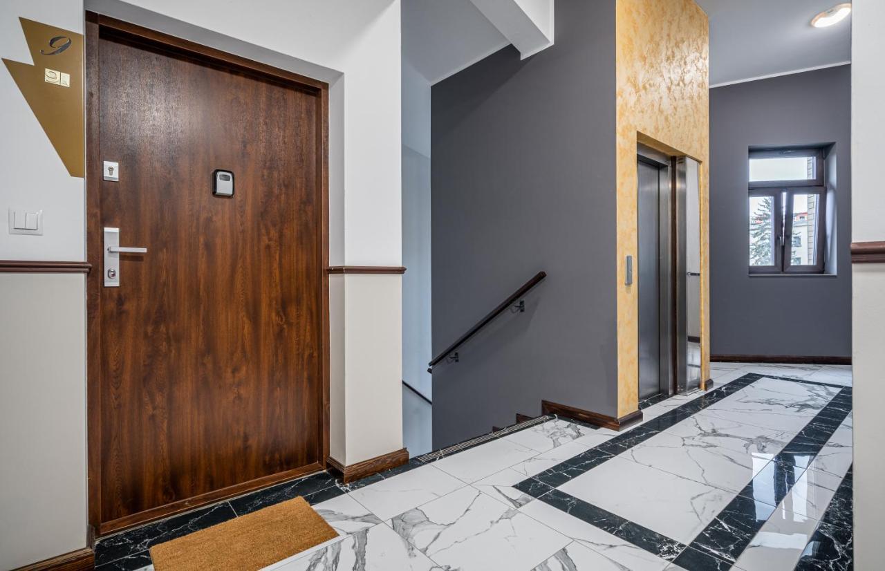 Apartamenty Zofijowka Thorn Exterior foto